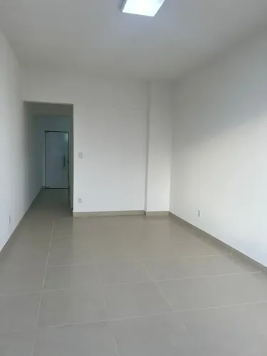 Escritório para aluguel possui 42 metros quadrados em Campina - Belém - PA