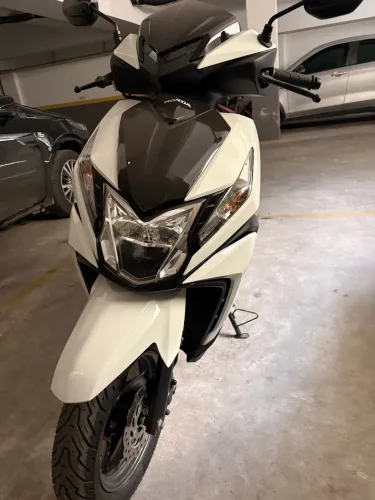 Vendo Scooter muito conservada