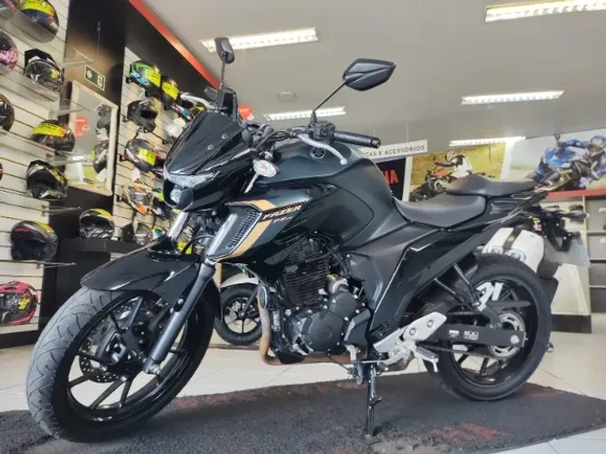 Yamaha FZ25 FAZER 250 ABS 2024 Único dono e baixo km!