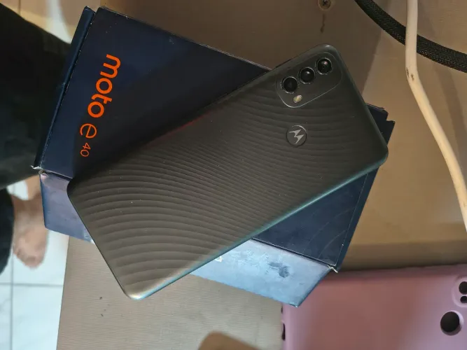 Motorola moto e 40 64 gb com nota fiscal todo filé