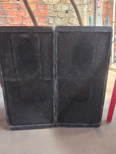 Vendo 2 caixa de 12 polegadas