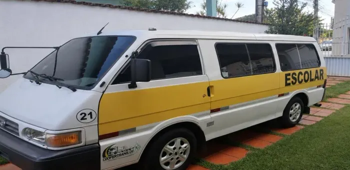 Kia Motors Besta EST 2.7 Diesel (10/12lug.) 1998