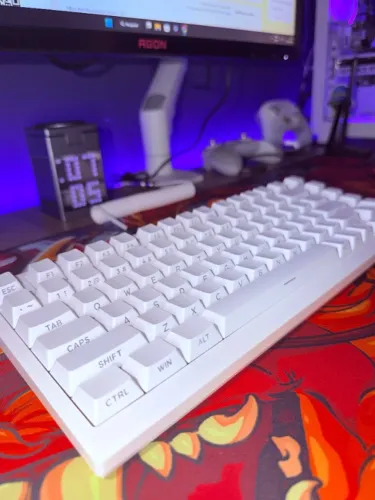 Teclado gamer AKKO TAC75 he, Switch magnético, Branco