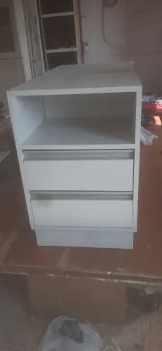 MESA DE CABECEIRA