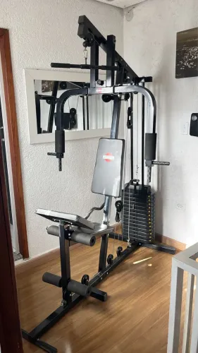 Estacao de ginastica/academia