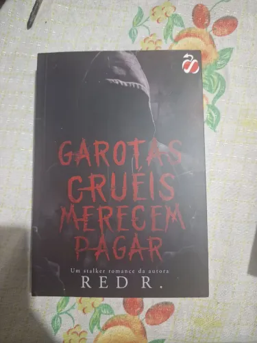Garotas cruéis merecem pagar
