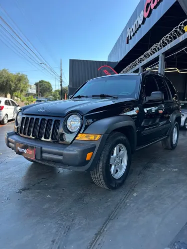 Jeep Cherokee Sport 3.7 4X4 V6 12V Aut. 2006