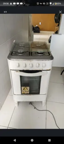 Fogão 4 bocas funcionando 