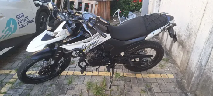 Vendo uma Lander 250 SUPER CONSERVADA