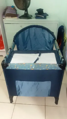 Berço cercadinho.