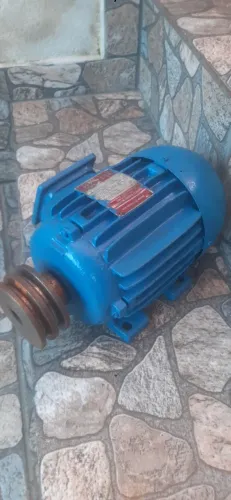 Motor 2 cv alta rotação trifásico 
