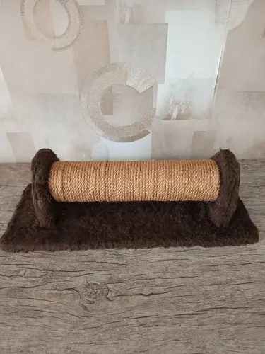 Arranhador para gatos novo