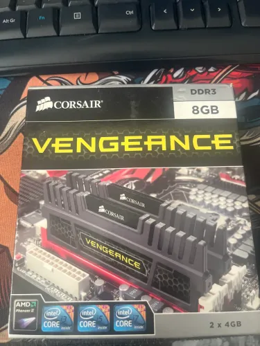 Memória DDR3 Corsair Vegeance 2x4gb 1600mhz