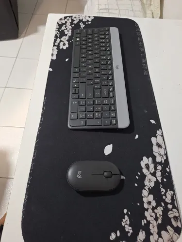 170 vindo buscar Kit Mouse e Teclado logitech sem fio
