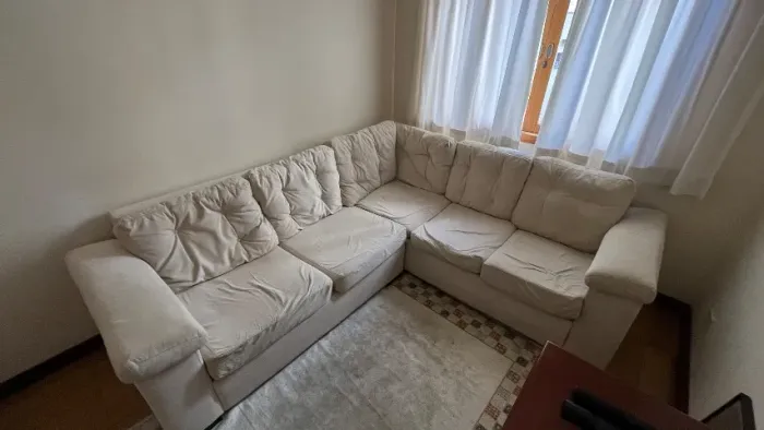Sofá em L