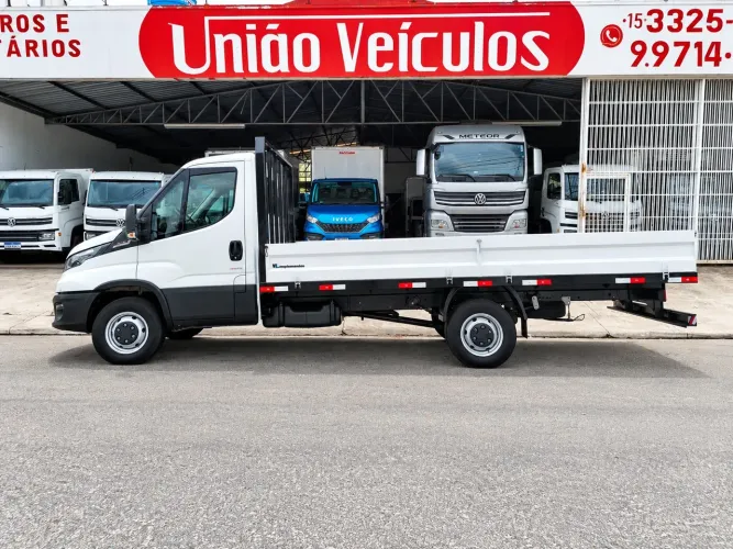 Iveco Daily Chassi 30-160 3.0 (diesel)(e6) 2023