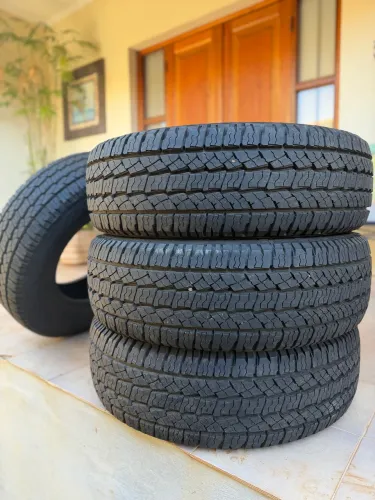 Pneu Nexen Roadian AT PRO 275/70 R18 RAM 2500/3500