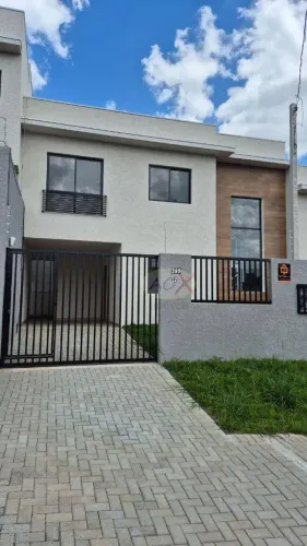 Sobrado com 3 dormitórios à venda, 107 m² por R$ 680.000,00 - Barreirinha - Curitiba/PR