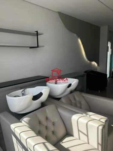 Ponto comercial mobiliado com 4 salas, vitrine e ar-condicionado no Estreito