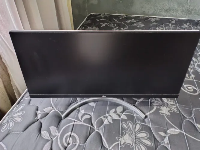 Monitor LG