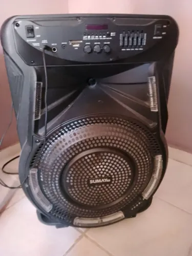 Eu estou vendo caixa de som 1.200