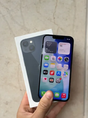 iPhone 13 MUITO NOVO ! Com caixa !!!