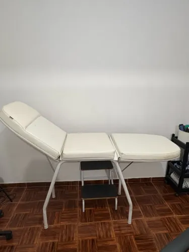 Maca reclinável branca