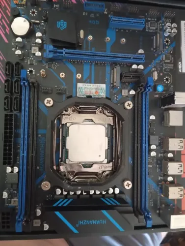 Kit Placa Mãe+ Processador - Xeon 2667 v4 + HUANANZHI QD4