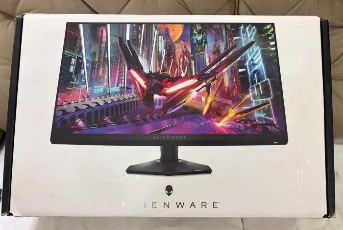 Monitor Gamer Alienware 27 QHD 180Hz (AW2724DM) - Impecável na Caixa