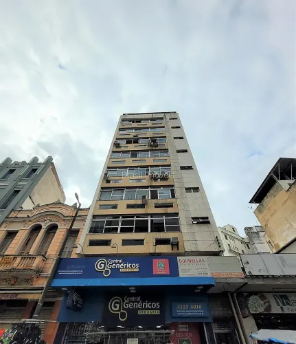 Locação: sala no Centro