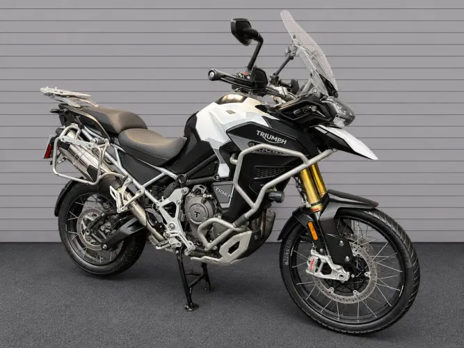 Triumph Tiger 1200 rally explorer 2022