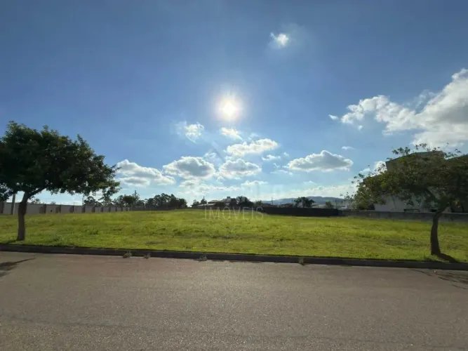 Terreno-À VENDA-Condomínio Sete Lagos-Itatiba-SP