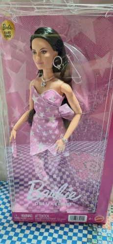 Boneca barbie deluxe 11