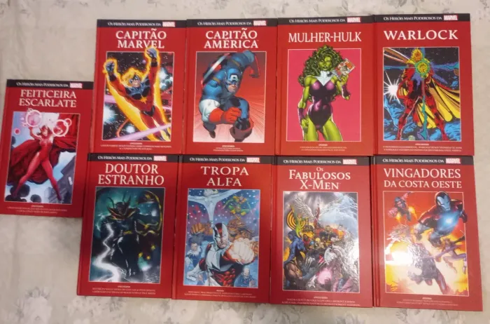 HQs Marvel Salvat capa vermelha 
