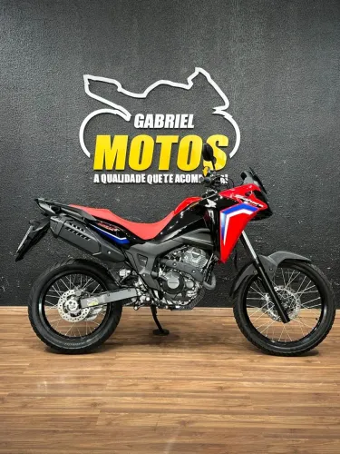 HONDA XRE 300 Sahara RALLYE - 2026