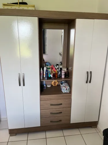 Guarda roupa casal