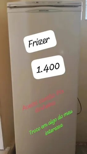 Vende-se frizer 