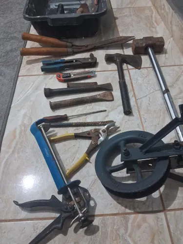 Ferramentas obras jardinagem 
