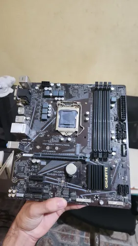 Placa-Mãe Gigabyte B460M DS3H (LGA 1200) Intel 10ª Geração