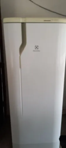 Vende se geladeira Electrolux fosfree