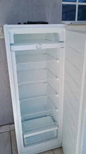 Freezer vertical Philco 201L