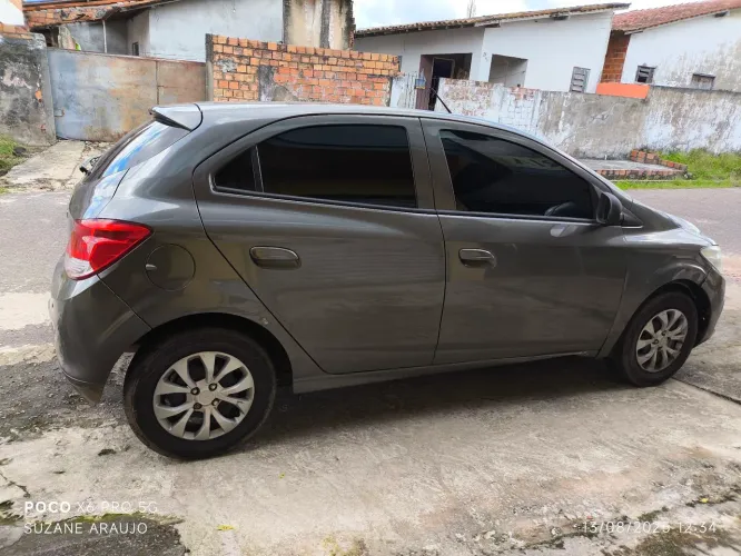 Chevrolet Onix Hatch LT 1.0 8V Flex Power Mec. 4P 2015