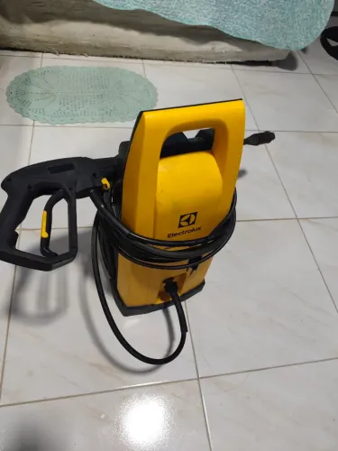 Lavadora De Alta Pressão Electrolux