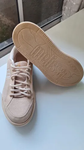 Tênis Melissa x Mood marrom