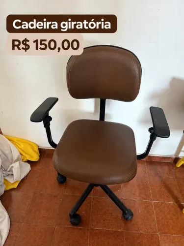 Cadeira escritório giratória