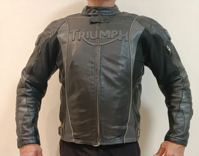 2 Jaquetas Triumph M originais