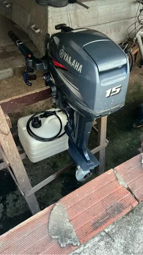 Motor de barco 15Hp yamaha