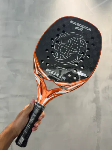 Raquete de Beach Tennis Bazooka 6.0