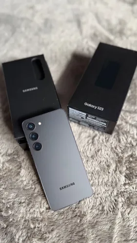SANSUNG S23 