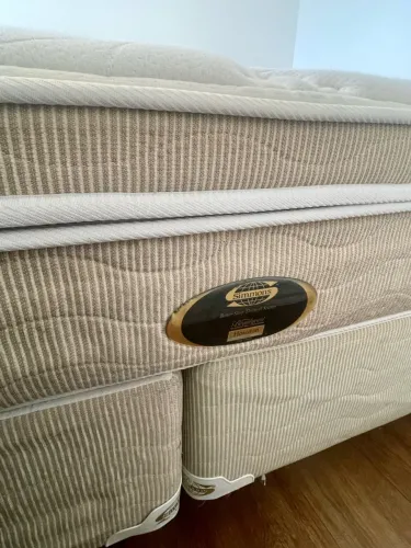 Cama box Simmons super king